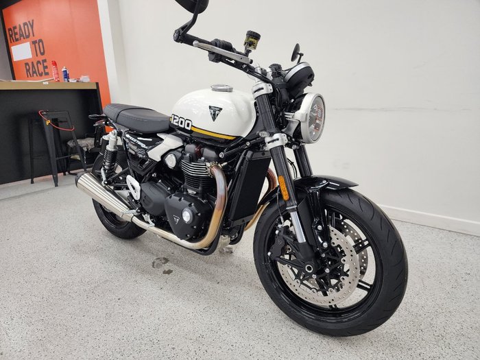 2025 Triumph 2025 TRIUMPH 1200CC SPEED TWIN 1200
