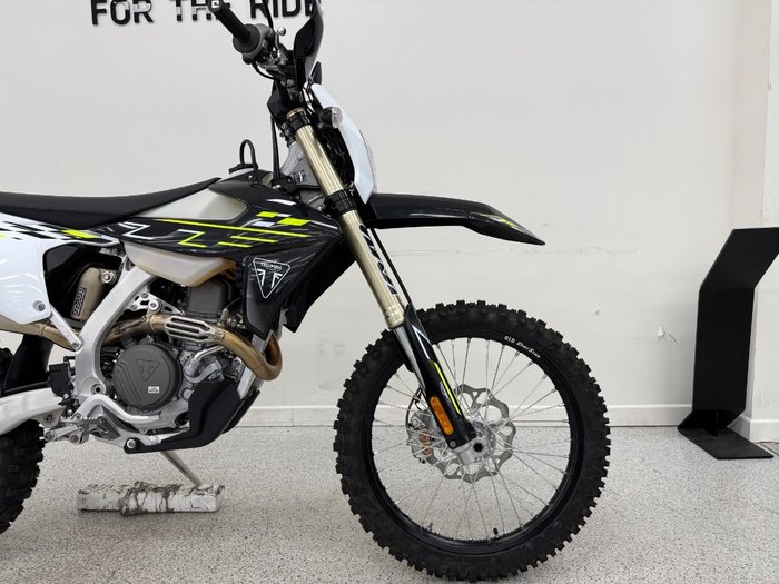 2026 Triumph 2026 Triumph 450CC TF 450-E Motocross BLACK/WHITE