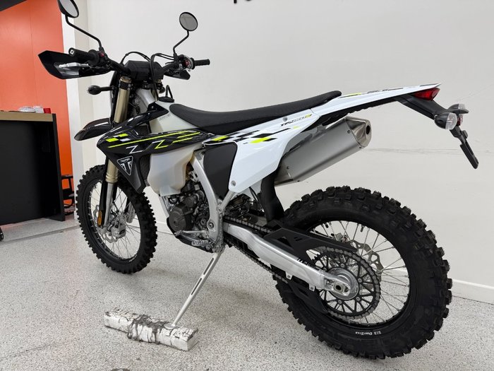 2026 Triumph 2026 Triumph 450CC TF 450-E Motocross BLACK/WHITE