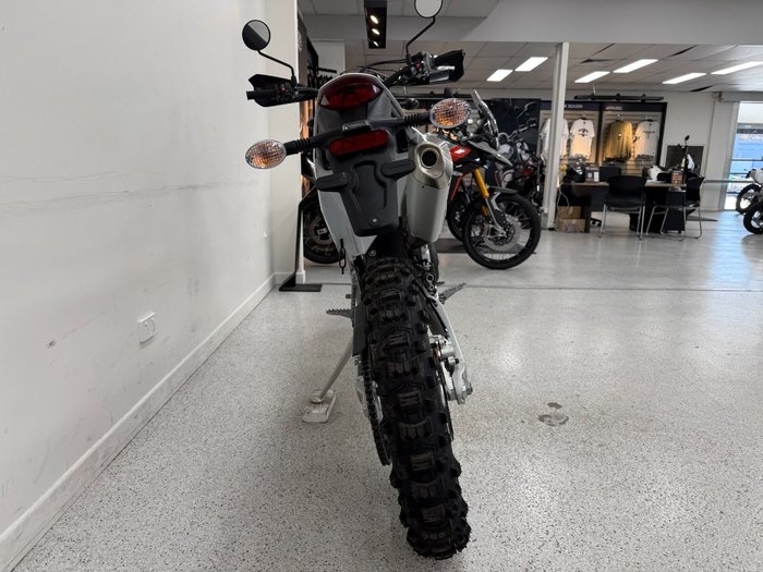 2026 Triumph 2026 Triumph 250CC TF 250-E Motocross BLACK/WHIT