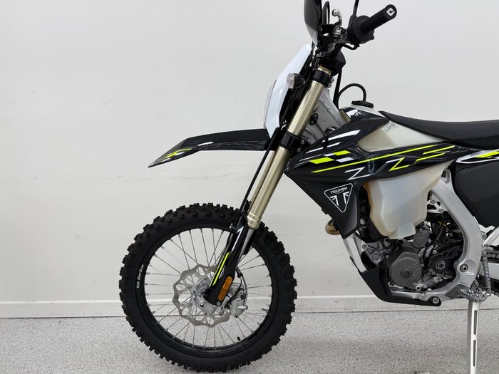 2026 Triumph 2026 Triumph 250CC TF 250-E Motocross BLACK/WHIT