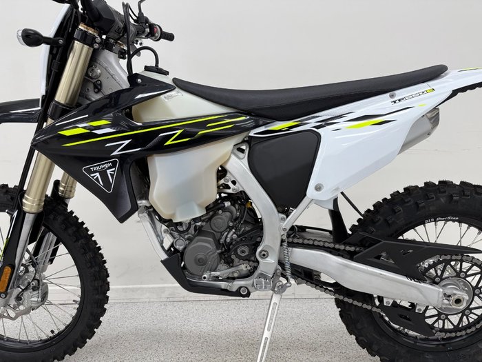 2026 Triumph 2026 Triumph 250CC TF 250-E Motocross BLACK/WHIT