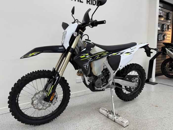 2026 Triumph 2026 Triumph 250CC TF 250-E Motocross BLACK/WHIT