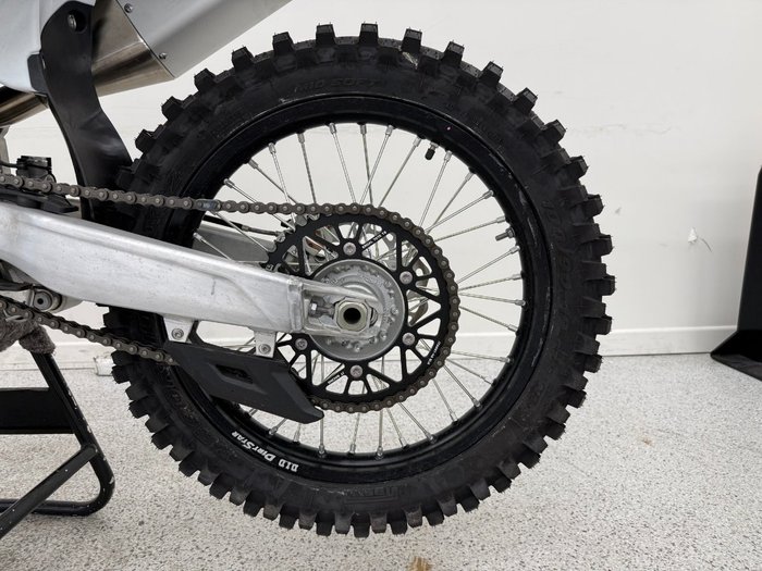 2024 Triumph TF 250-X BLACK/WHIT