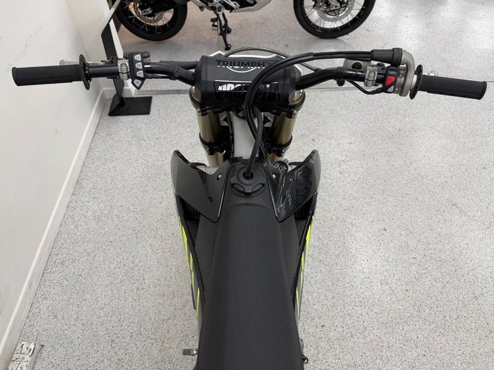 2024 Triumph TF 250-X BLACK/WHIT