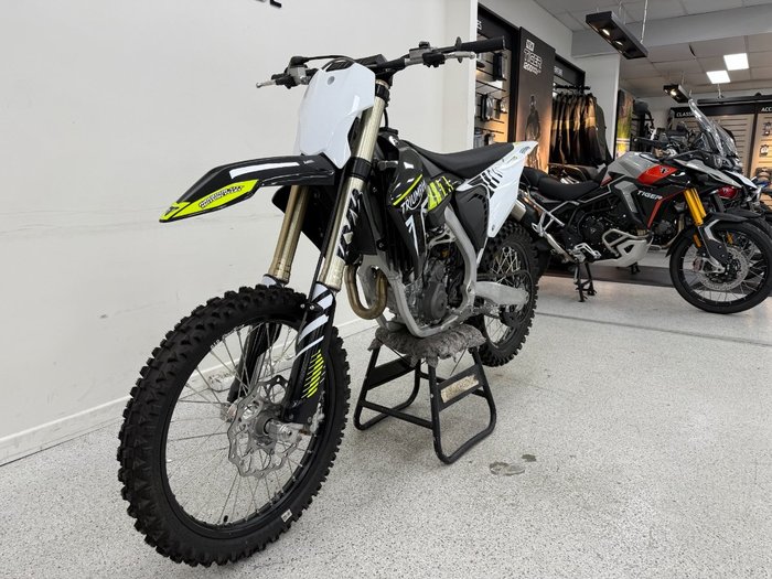 2024 Triumph TF 250-X BLACK/WHIT