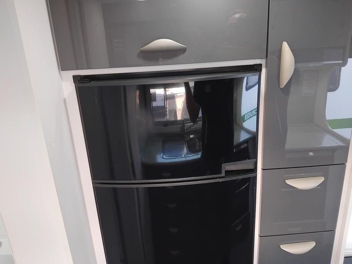 2018 Crusader Excallibur Prince With Centre Ensuite And Rear Club Lounge