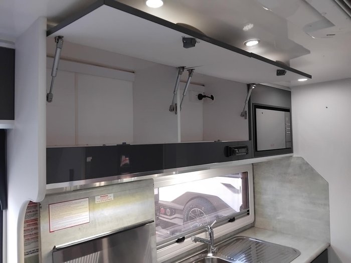 2018 Crusader Excallibur Prince With Centre Ensuite And Rear Club Lounge