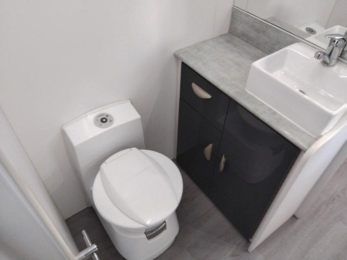 2018 Crusader Excallibur Prince With Centre Ensuite And Rear Club Lounge