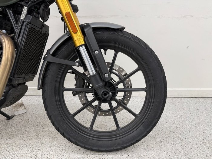 2025 Triumph 2025 Triumph 400CC SCRAMBLER 400 WHITE/GREEN