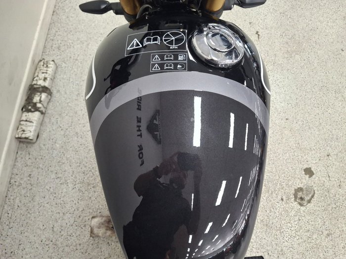 2025 Triumph 2025 Triumph 400CC SPEED 400 Black