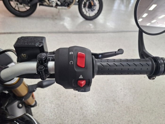 2025 Triumph 2025 Triumph 400CC SPEED 400 Black