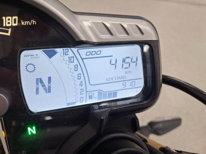 2025 Triumph 2025 Triumph 400CC SPEED 400 Black