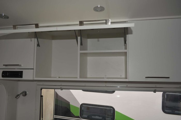 2018 New Age Caravans Manta Ray 19FT