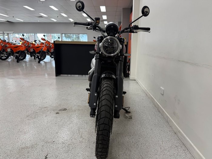 2024 Triumph SCRAMBLER 1200 X CARNIVAL R