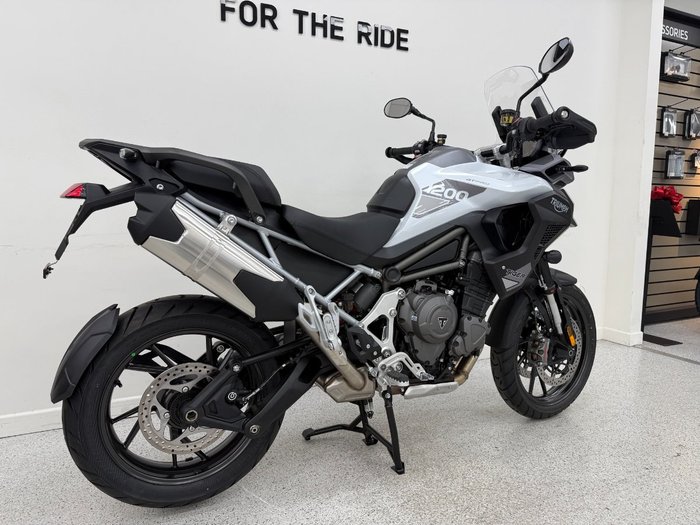 2026 Triumph TIGER 1200 GT PRO SNOWDONIA WHITE