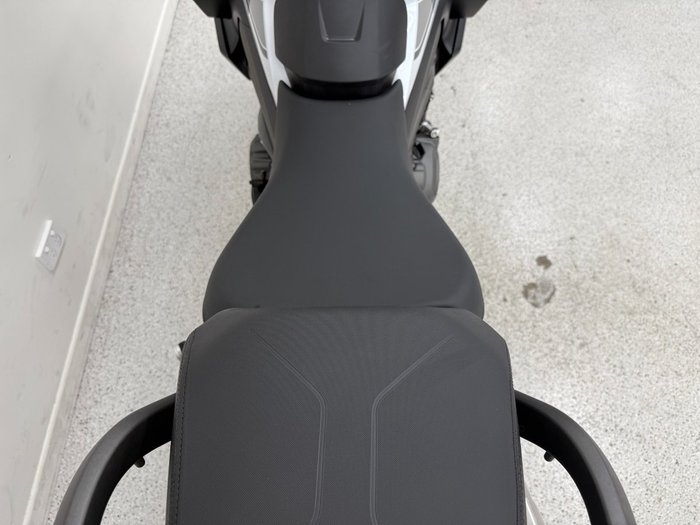 2026 Triumph TIGER 1200 GT PRO SNOWDONIA WHITE