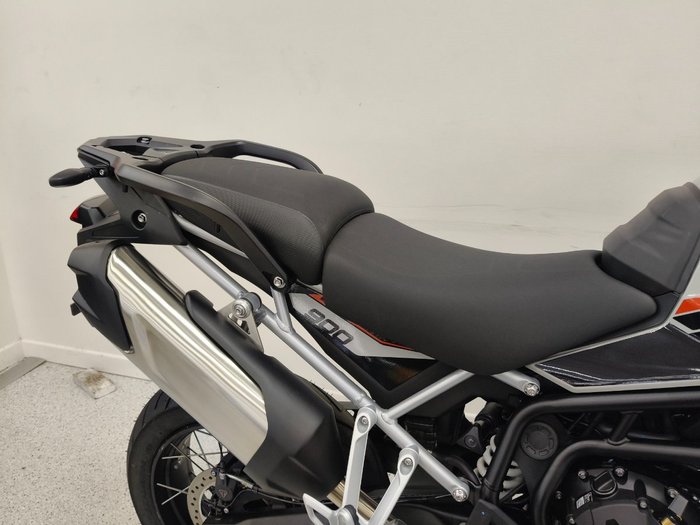 2025 Triumph TIGER 900 RALLY PRO Ash Grey / Intense Orange