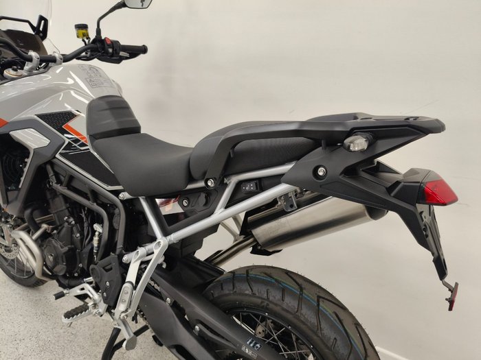 2025 Triumph TIGER 900 RALLY PRO Ash Grey / Intense Orange