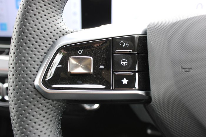 2025 MG HS Hybrid+ Essence