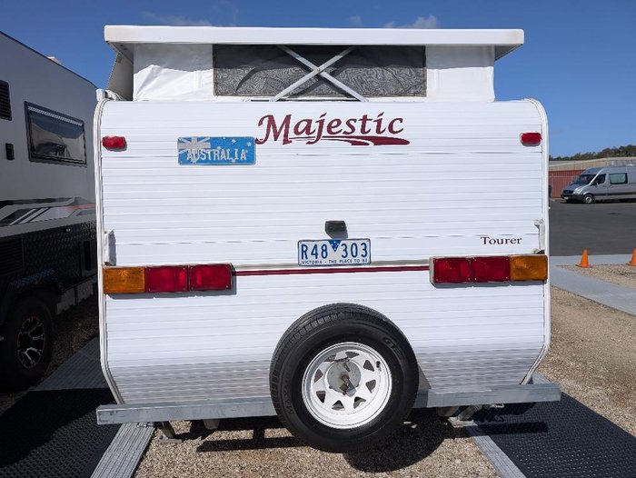 2006 Majestic 17' Tourer Poptop - Stock Clearance Sale