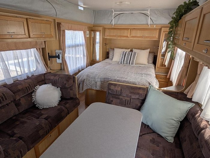 2006 Majestic 17' Tourer Poptop