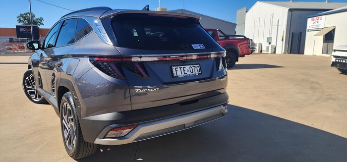 2025 Hyundai Tucson Hybrid Premium