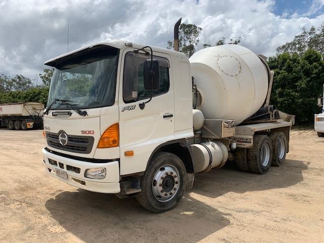 2004 Hino 500 Fm 1628 Agitator