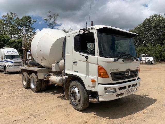2004 Hino 500 Fm 1628 Agitator