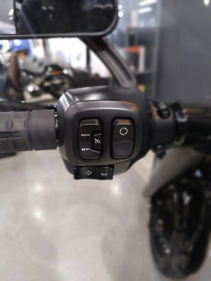 2025 Harley-Davidson Breakout 117 (FXBR) Softail Black