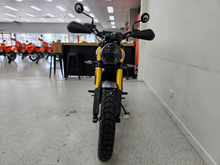 2025 Triumph SCRAMBLER 400 X CARNIVAL R