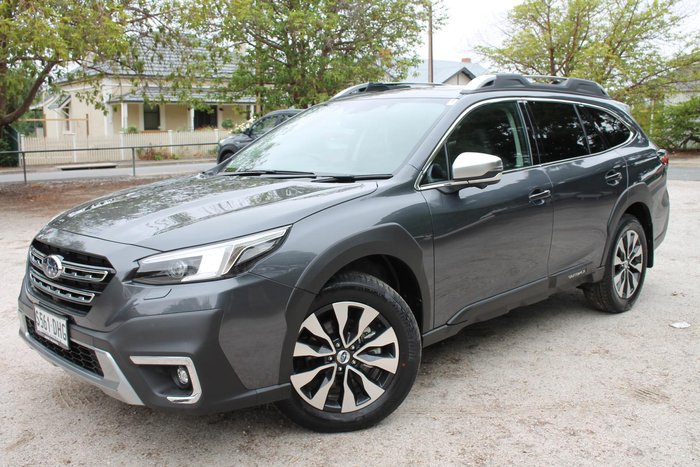 2025 Subaru Outback AWD Touring
