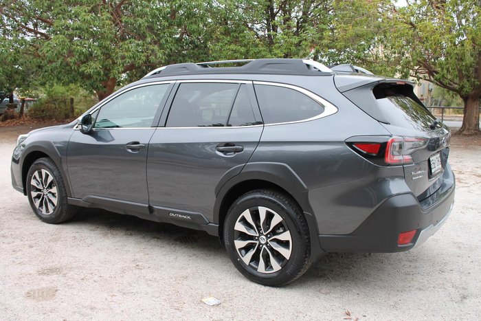 2025 Subaru Outback AWD Touring