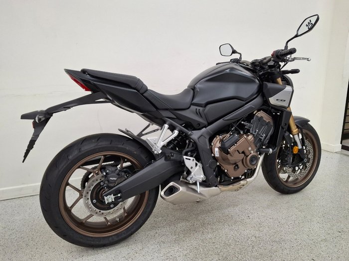 2025 Honda CB650RAC Black