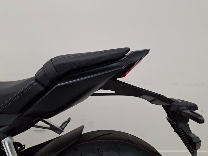 2025 Honda CB650RAC Black