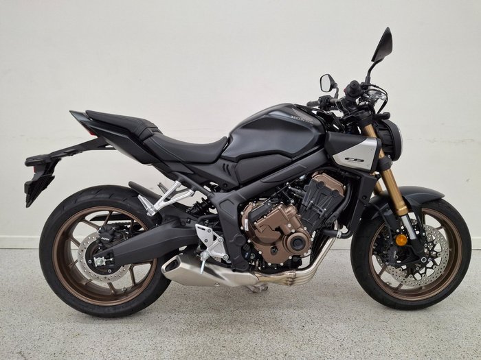 2025 Honda CB650RAC Black