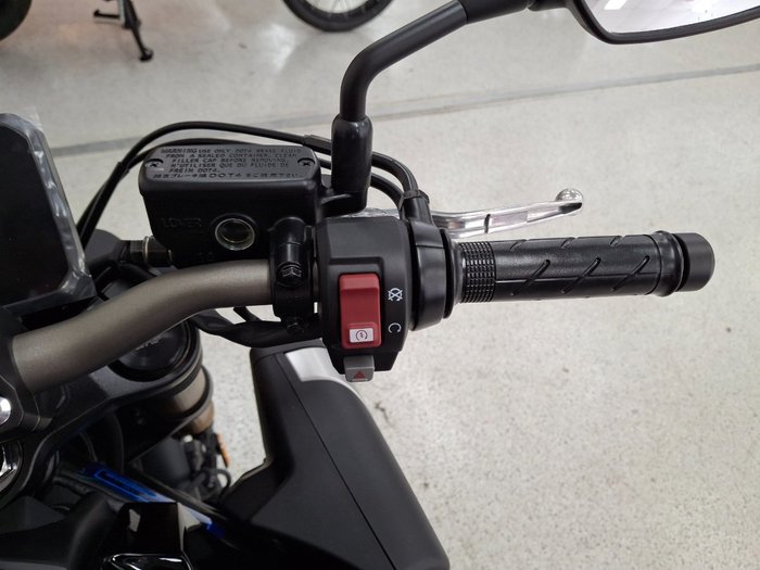 2025 Honda CB650RAC Black