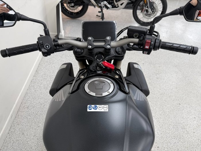 2025 Honda CB650RAC Black
