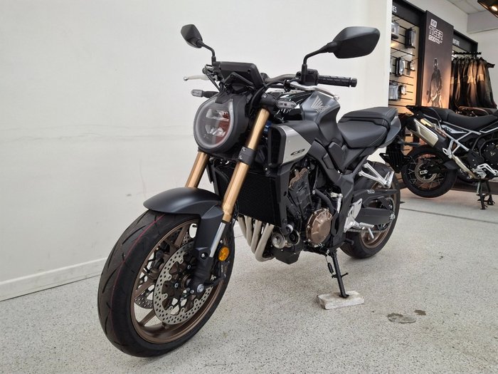 2025 Honda CB650RAC Black