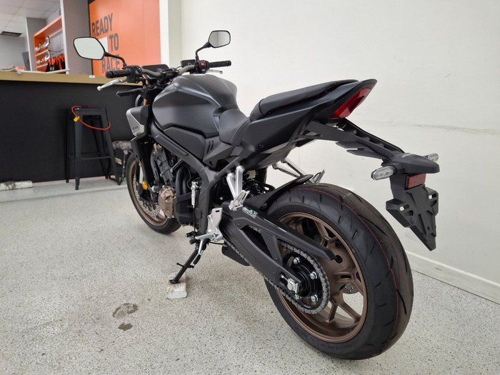 2025 Honda CB650RAC Black