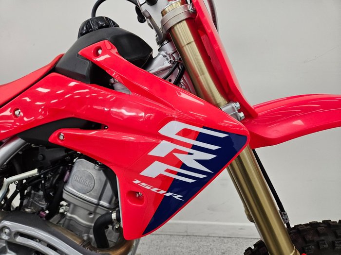 2025 Honda CRF150RB Red