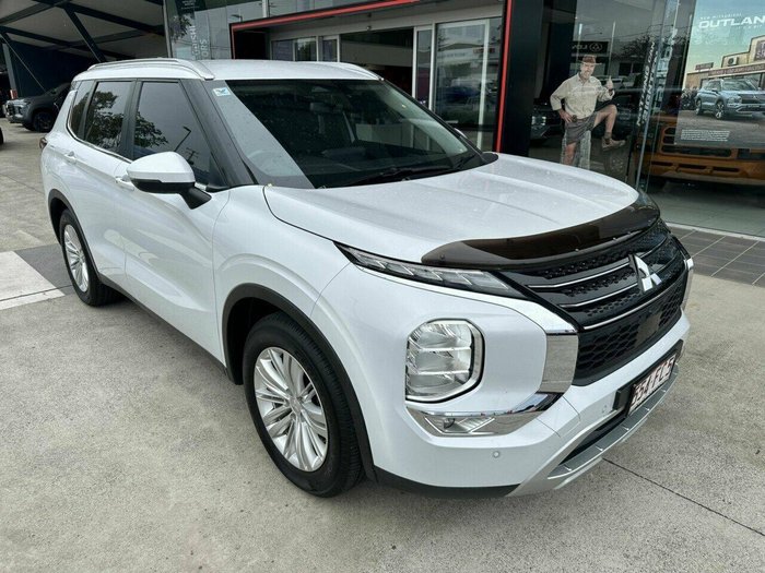 2022 Mitsubishi Outlander LS