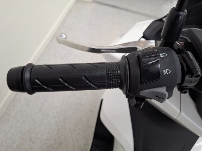 2025 Honda PCX125 White