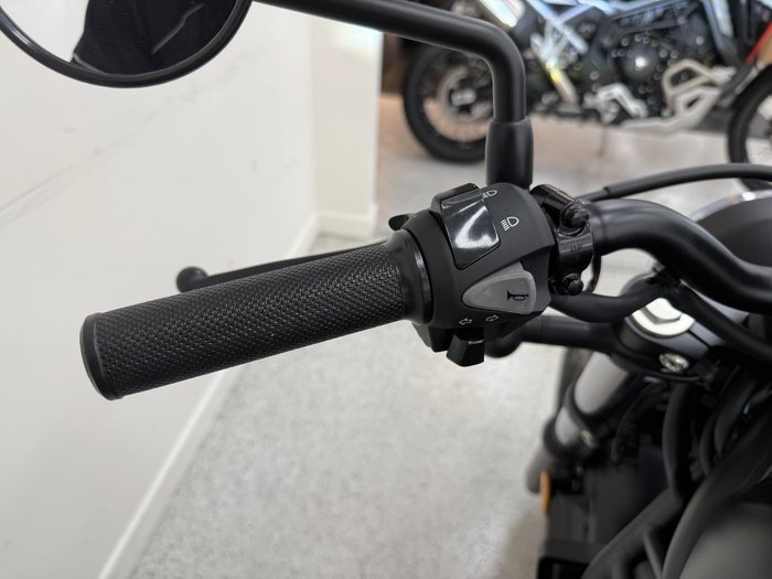 2025 Honda CMX 500 Black