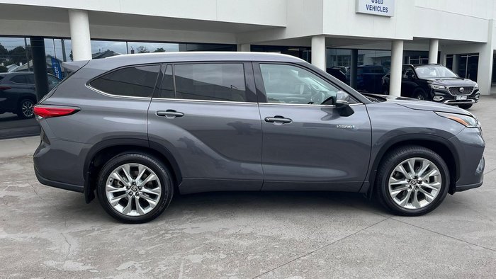 2021 Toyota Kluger Grande