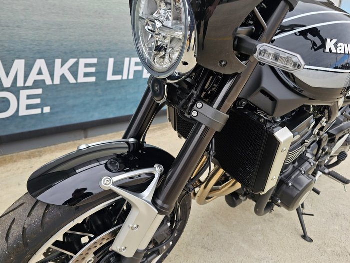 2021 Kawasaki Z900RS (ZR900C) Black
