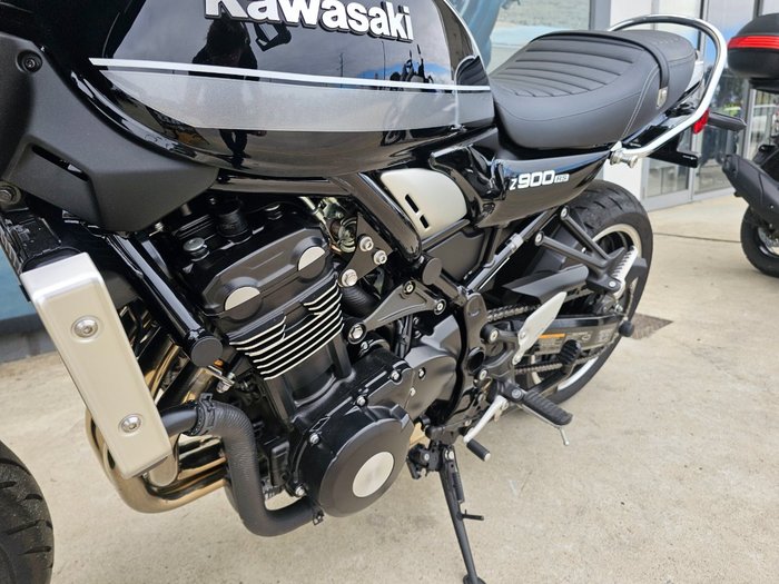 2021 Kawasaki Z900RS (ZR900C) Black