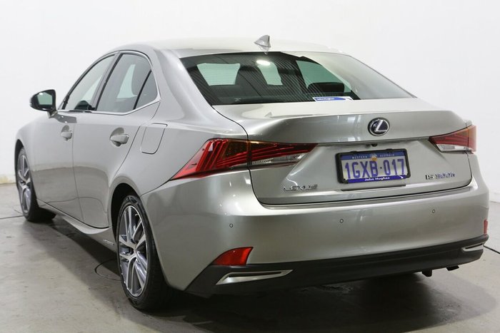 2019 Lexus IS IS300h Luxury