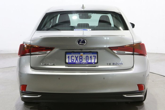 2019 Lexus IS IS300h Luxury