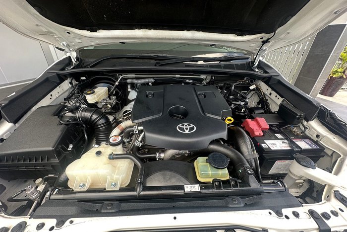 2018 Toyota Hilux SR